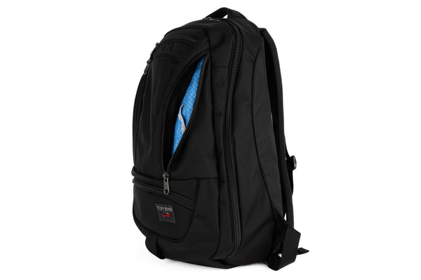 Synik 26 in Black Ballistic with Island 200 Halcyon interior